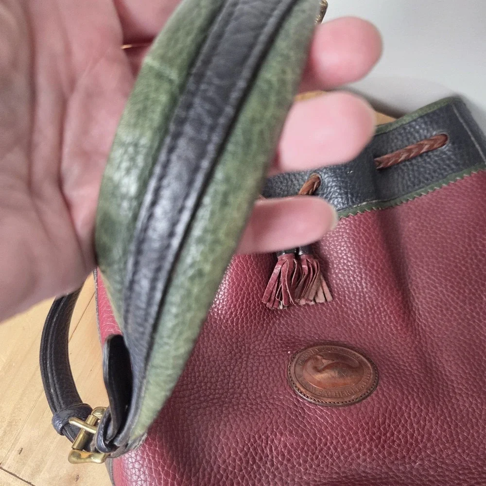 Vintage Dooney & Bourke AWL Burgundy Leather Bucket Shoulder Bag Drawstring